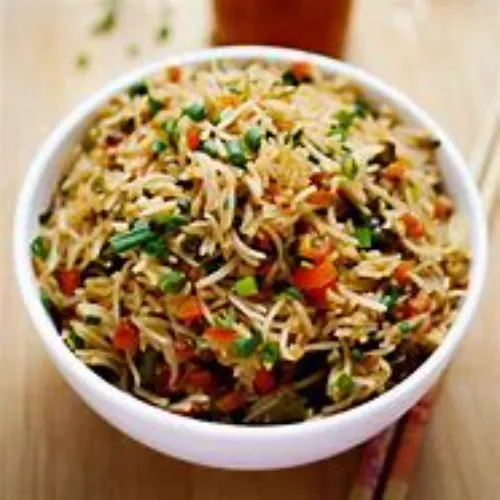 Veg. Fried Rice (Schezwan)